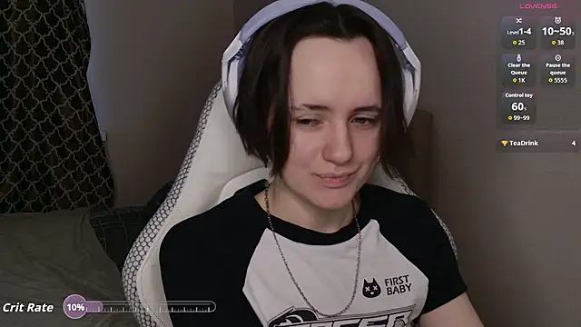 Luna Loveee online show from March 7, 2026, 4:08 am