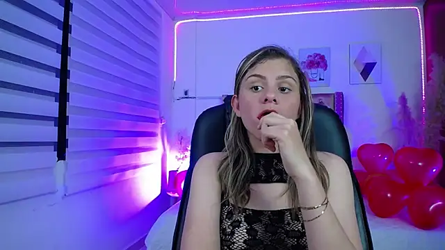ValeAmayaa online show from February 21, 2025, 10:37 pm