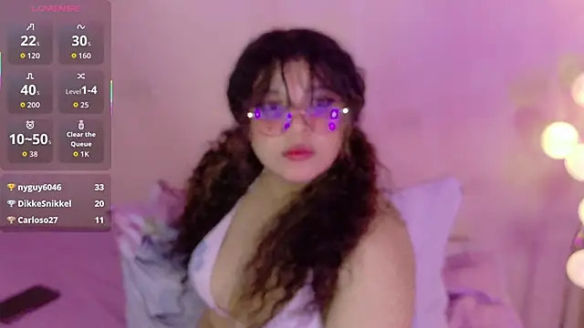 innocenthazel online show from February 2, 2026, 12:31 am