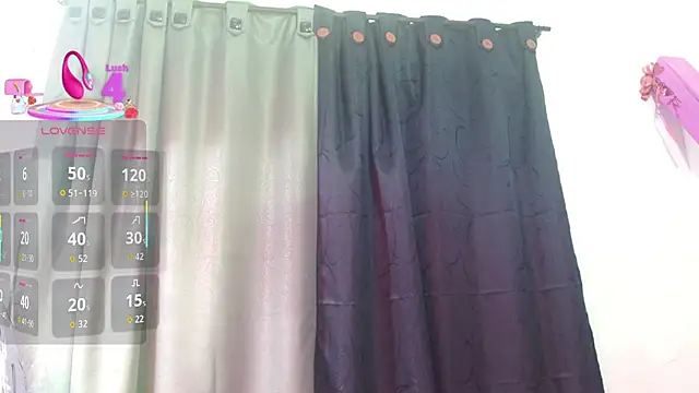 Mariana star1 online show from December 3, 2025, 4:24 am