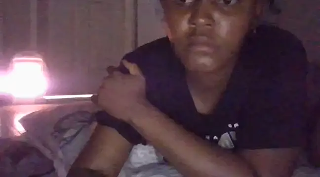 Snapshot of HazzelEyes2 chatting on February 20, 2025, 5:23 am HazzelEyes2 online show from February 20, 2025, 5:23 am