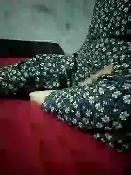 sharnjit299 online show from November 7, 2025, 4:55 pm