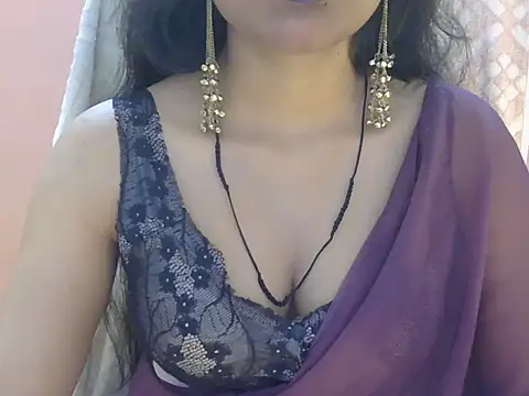 Cute Pihu01 online show from June 24, 2026, 8:17 pm
