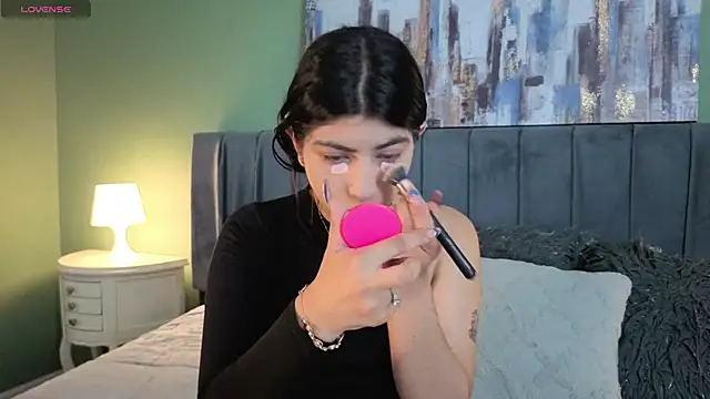 Cassie bloom online show from June 5, 2026, 3:22 am