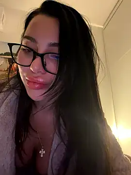 Snapshot of Mia_Splash chatting on January 15, 2026, 7:50 pm Mia Splash online show from January 15, 2026, 7:50 pm