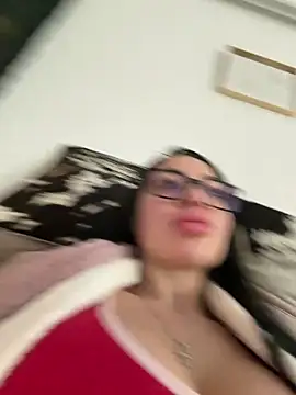 Snapshot of Mia_Splash chatting on February 1, 2026, 10:24 am Mia Splash online show from February 1, 2026, 10:24 am