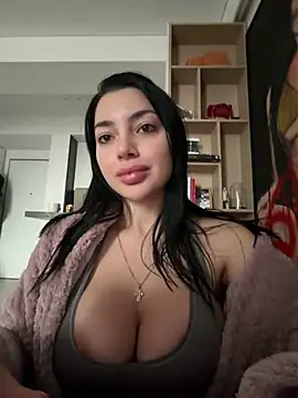 Snapshot of Mia_Splash chatting on February 9, 2026, 11:52 am Mia Splash online show from February 9, 2026, 11:52 am