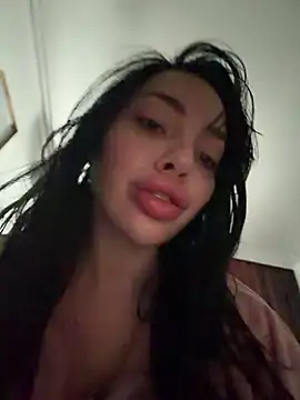 Snapshot of Mia_Splash chatting on February 2, 2026, 10:14 am Mia Splash online show from February 2, 2026, 10:14 am