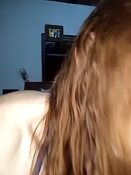 Snapshot of chanel-2025 chatting on March 4, 2026, 1:02 am chanel-2025 online show from March 4, 2026, 1:02 am