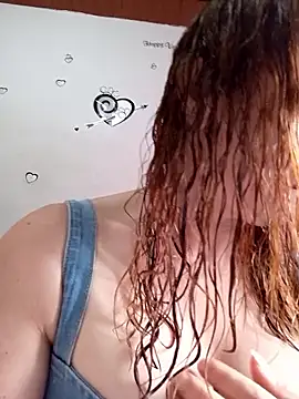 Snapshot of chanel-2025 chatting on March 24, 2026, 9:59 pm chanel-2025 online show from March 24, 2026, 9:59 pm