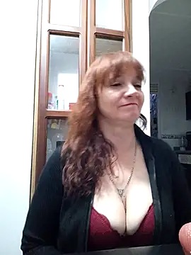 Snapshot of chanel-2025 chatting on March 4, 2025, 11:11 pm chanel-2025 online show from March 4, 2025, 11:11 pm