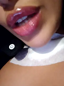 Snapshot of Sexlove1xo chatting on October 26, 2025, 6:52 pm Sexlove1xo online show from October 26, 2025, 6:52 pm