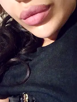 Sexlove1xo online show from April 8, 2026, 4:30 pm