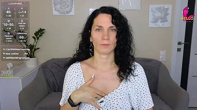 Snapshot of mylady_xenia chatting on June 1, 2026, 8:19 pm mylady xenia online show from June 1, 2026, 8:19 pm