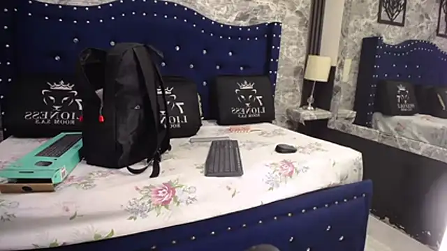 Snapshot of miha_sex91 chatting on November 17, 2025, 12:20 pm miha sex91 online show from November 17, 2025, 12:20 pm