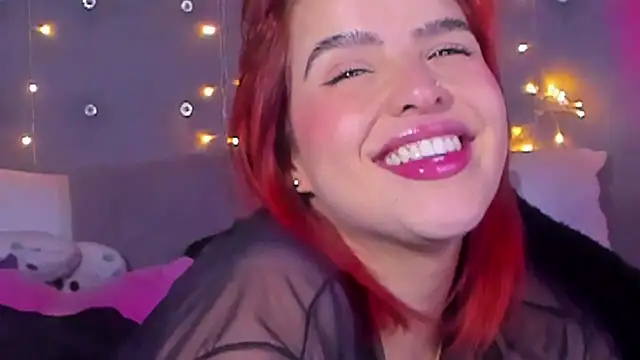 Snapshot of Anaroussew02 chatting on September 28, 2025, 5:14 am Anaroussew02 online show from September 28, 2025, 5:14 am