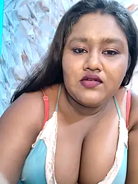 Snapshot of horny_diana chatting on April 18, 2026, 5:48 pm horny diana online show from April 18, 2026, 5:48 pm