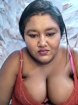Snapshot of horny_diana chatting on April 20, 2026, 8:10 pm horny diana online show from April 20, 2026, 8:10 pm