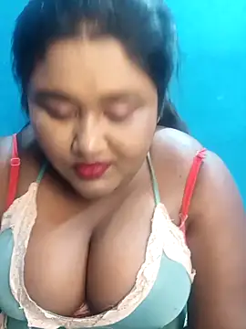 Snapshot of horny_diana chatting on April 25, 2026, 6:05 pm horny diana online show from April 25, 2026, 6:05 pm