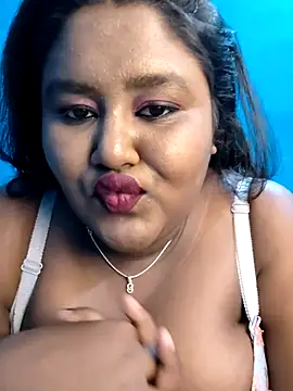 Snapshot of horny_diana chatting on April 30, 2026, 8:57 pm horny diana online show from April 30, 2026, 8:57 pm