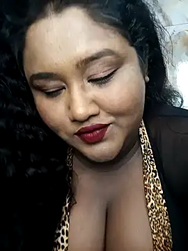 Snapshot of horny_diana chatting on October 5, 2025, 4:53 pm horny diana online show from October 5, 2025, 4:53 pm