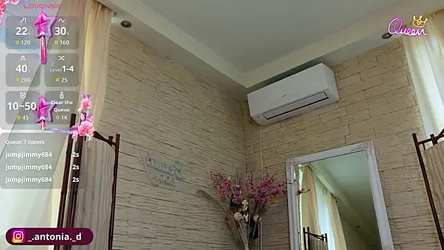 Snapshot of Bella_Posh chatting on March 27, 2026, 8:26 am Bella Posh online show from March 27, 2026, 8:26 am