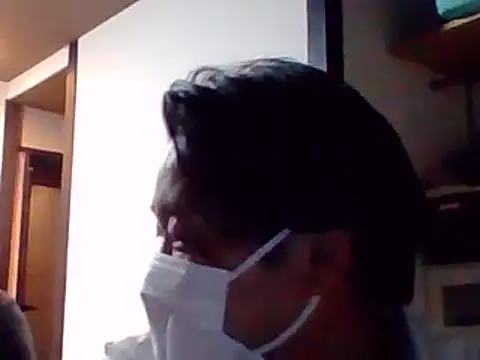 kinakinako online show from October 31, 2025, 7:43 pm