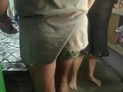 Snapshot of longsexji chatting on October 26, 2025, 6:08 pm longsexji online show from October 26, 2025, 6:08 pm