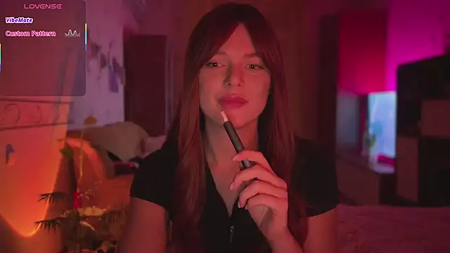 Snapshot of CherryRed_Girl chatting on March 24, 2026, 11:05 pm CherryRed Girl online show from March 24, 2026, 11:05 pm