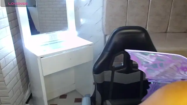 Isabella Collen v online show from January 14, 2026, 1:15 pm