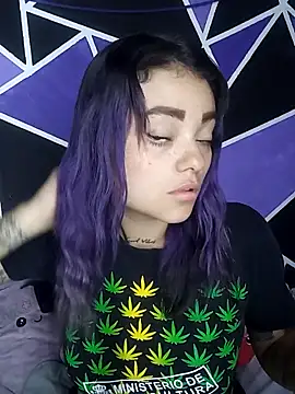 Snapshot of ChloeAllennn chatting on September 27, 2025, 2:23 pm ChloeAllennn online show from September 27, 2025, 2:23 pm
