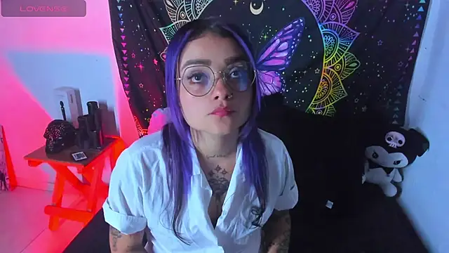 Snapshot of ChloeAllennn chatting on March 11, 2025, 3:14 am ChloeAllennn online show from March 11, 2025, 3:14 am