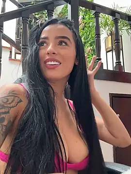 Antonella Smiith  online show from April 27, 2026, 8:07 pm