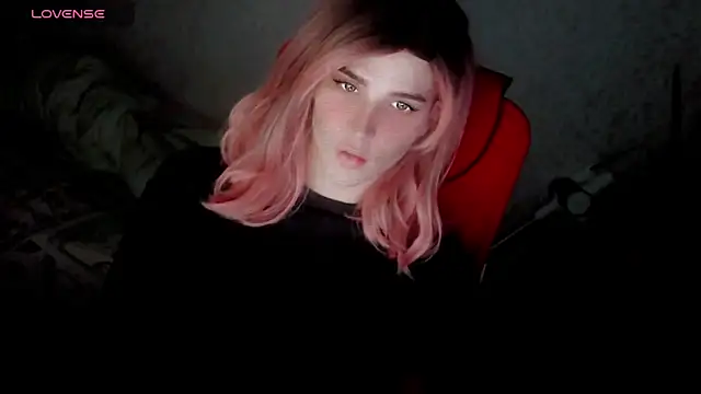 hellenspellman online show from November 17, 2025, 1:37 pm