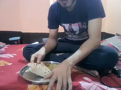 rahulkajuuu0909 online show from November 7, 2025, 6:12 pm