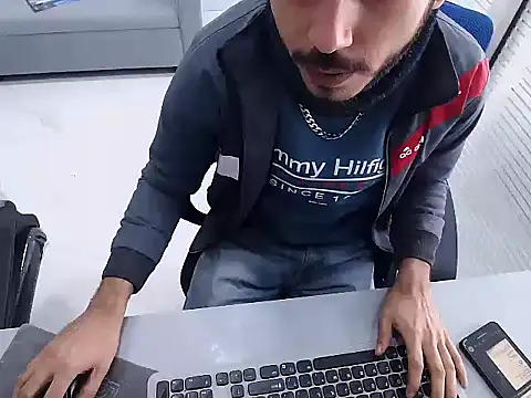 rahulkajuuu0909 online show from January 8, 2026, 7:03 am