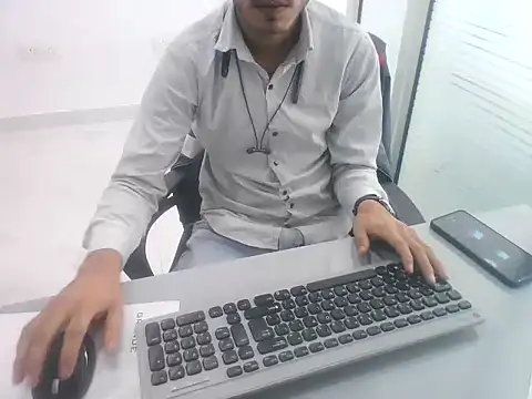 rahulkajuuu0909 online show from November 27, 2025, 8:59 am