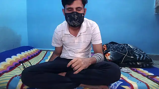 rahulkajuuu0909 online show from December 5, 2025, 5:44 pm