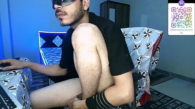 rahulkajuuu0909 online show from April 20, 2026, 4:30 pm