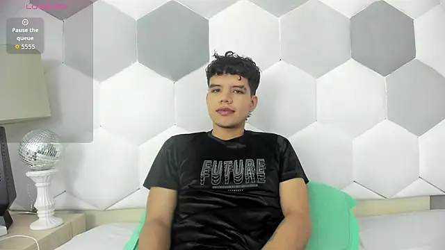 Snapshot of Axel_Forte chatting on September 26, 2025, 12:56 pm Axel Forte online show from September 26, 2025, 12:56 pm