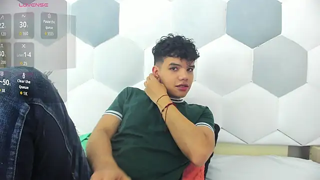 Axel Forte online show from November 15, 2025, 1:37 pm