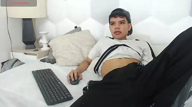 Snapshot of Axel_Forte chatting on March 3, 2025, 12:17 pm Axel Forte online show from March 3, 2025, 12:17 pm