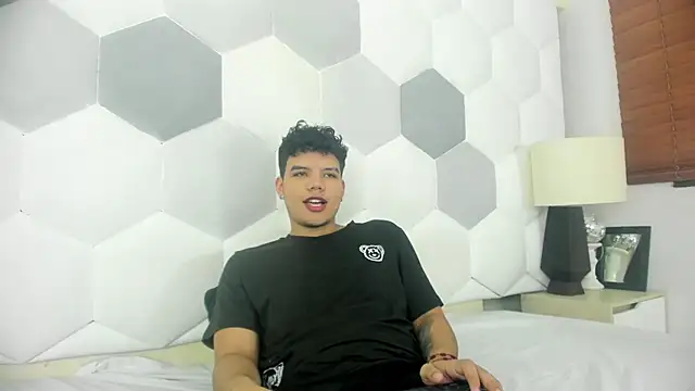 Snapshot of Axel_Forte chatting on April 4, 2026, 2:01 pm Axel Forte online show from April 4, 2026, 2:01 pm