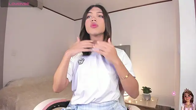 Snapshot of your_favorite_doll_ chatting on February 27, 2026, 12:49 pm your favorite doll online show from February 27, 2026, 12:49 pm