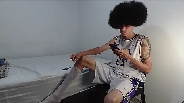 Smith Gael online show from November 29, 2025, 11:38 pm