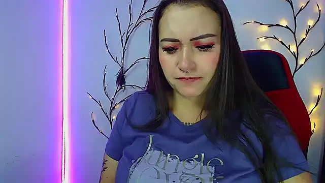 Luna kitty online show from September 23, 2025, 7:54 pm