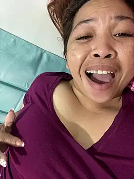 Sweet fatty18 online show from February 18, 2026, 7:10 pm