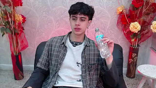 star boyxx online show from September 27, 2025, 3:29 pm