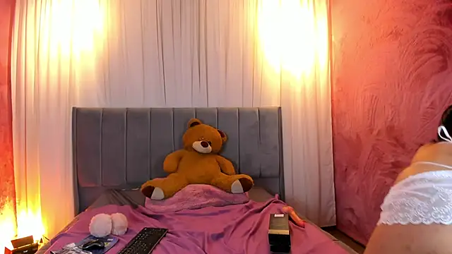 Snapshot of nanii_velvett chatting on March 6, 2025, 3:56 pm nanii velvett online show from March 6, 2025, 3:56 pm