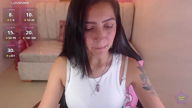 Snapshot of madhison_klain_s chatting on April 25, 2026, 8:17 pm madhison klain s online show from April 25, 2026, 8:17 pm
